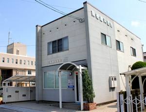 栗栖歯科医院の外観